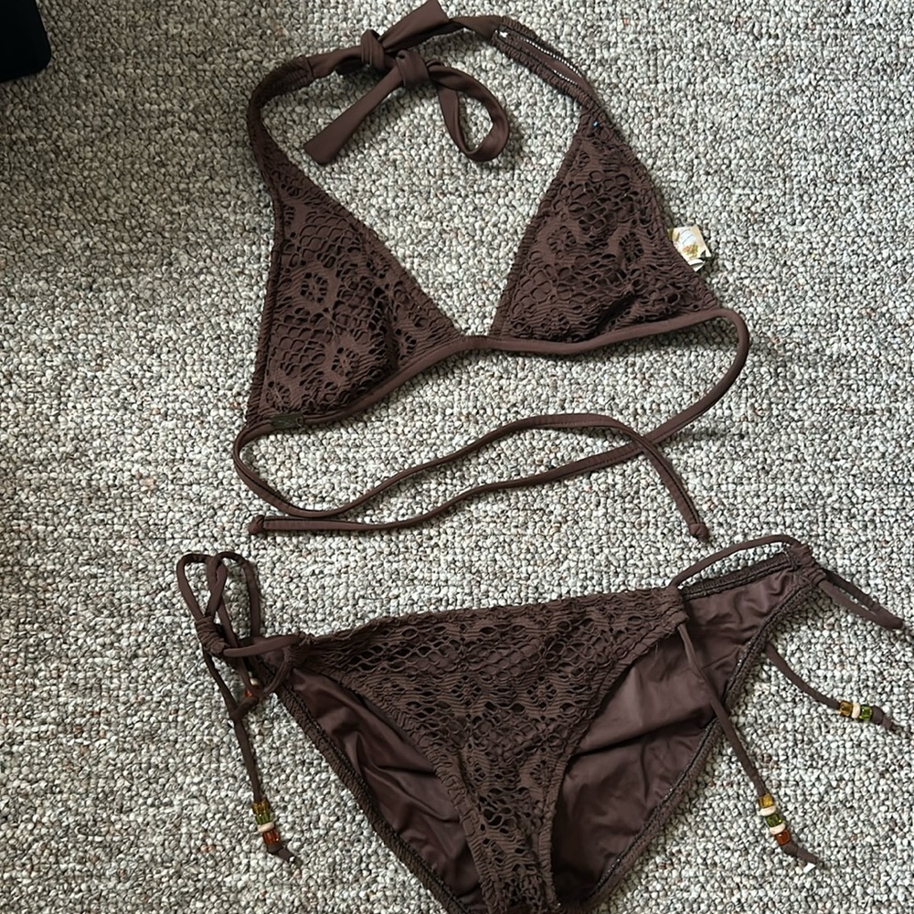 ROXY bikini top and bottom